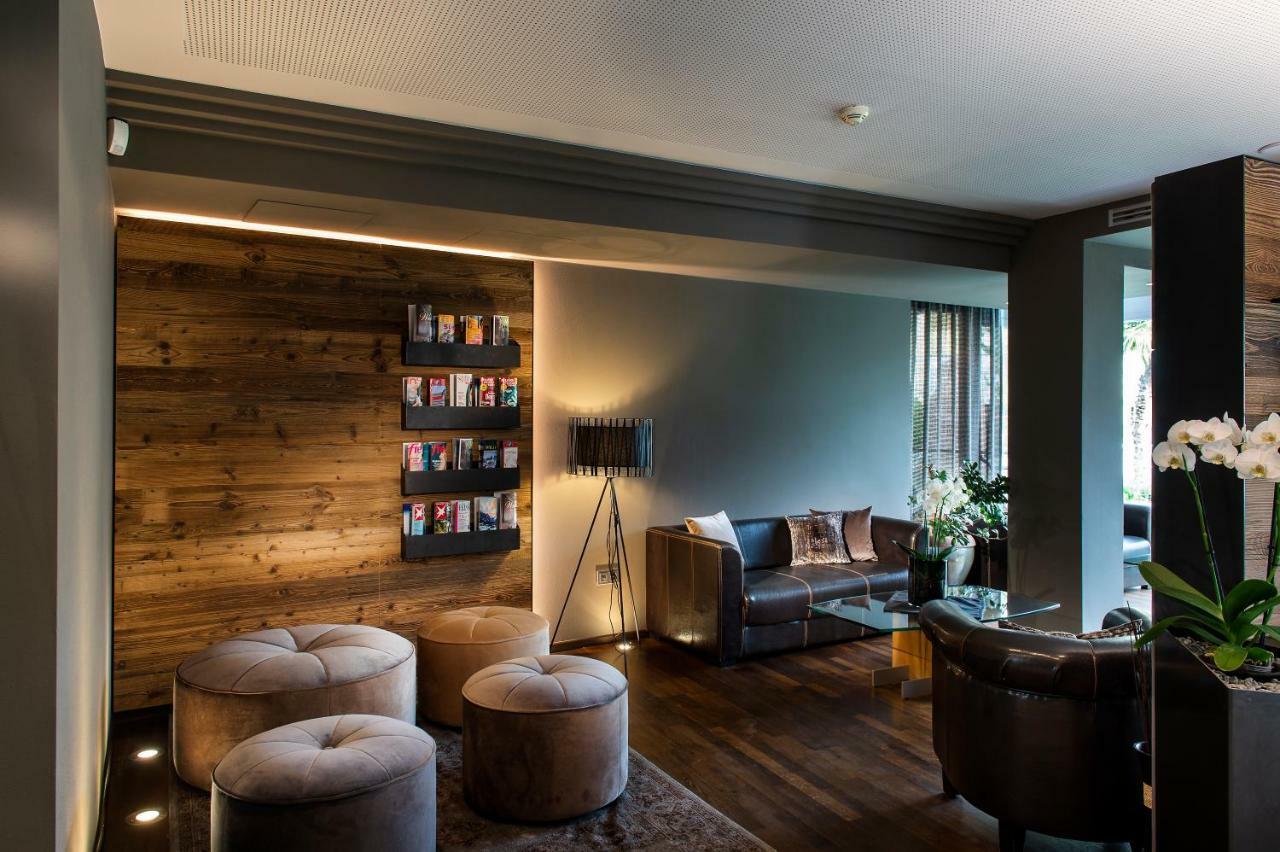 Alia Appartements & Wellness Lagundo Luaran gambar